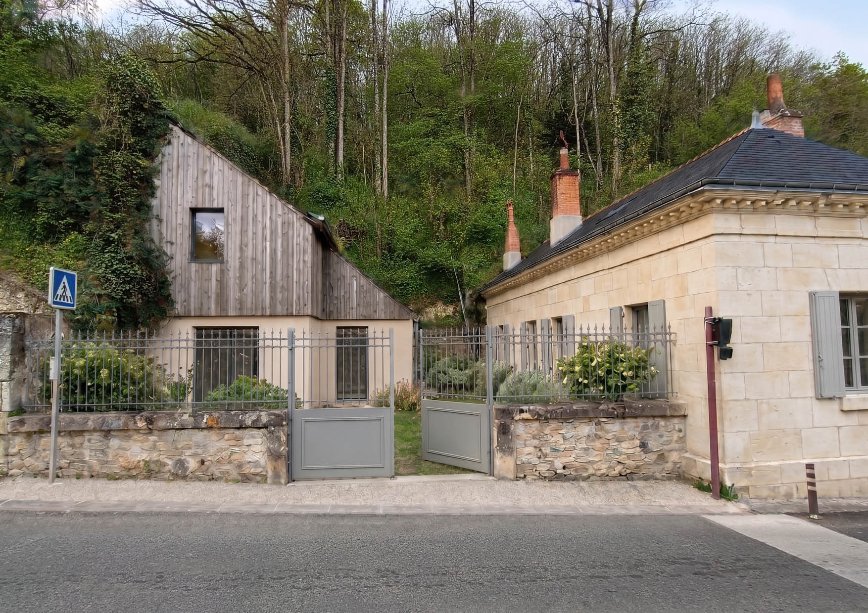 A l'ombre du coteau